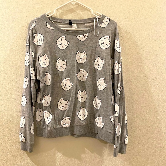 Cat Print Top 🐱 - Picture 1 of 4